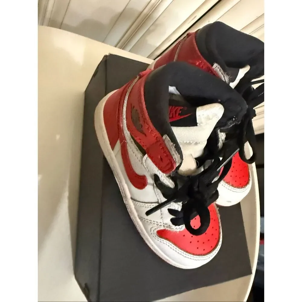 Nike Air Jordan Toddler 1 Retro High OG Leather Sneaker Shoes Multicolor Sz 8C